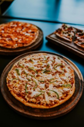 Hawaiian Pizza